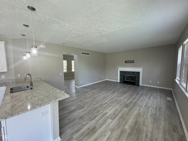 $3,750 | 344 West Columbine Lane, Westfield, IN 46074