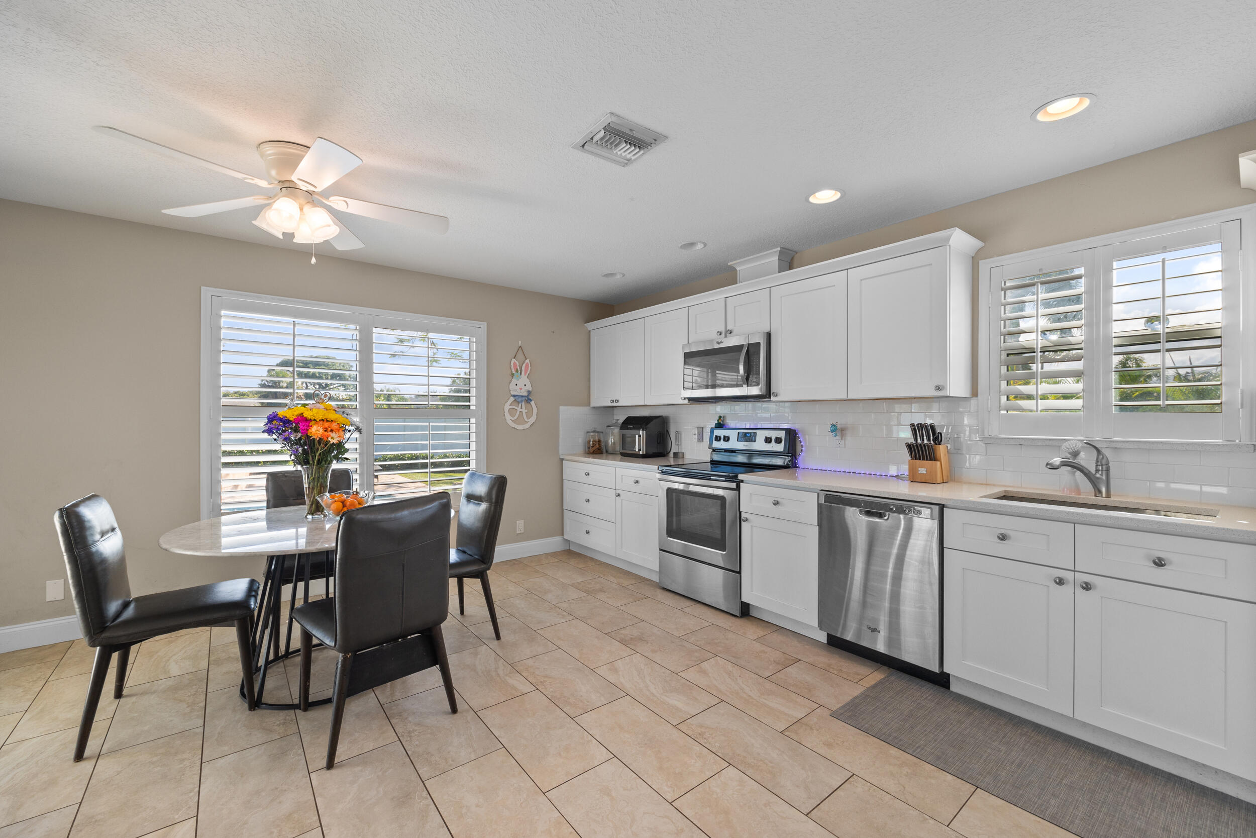 15 Hemlock Lane Tequesta, FL 33469 - Photo 15 of 40 9_0s9a5235.jpg