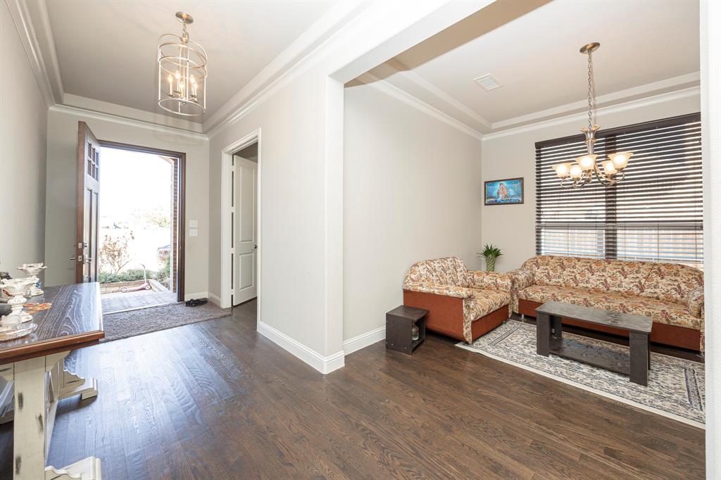 359 Timber Creek Lane Frisco, TX 75033 - Photo 7 of 38