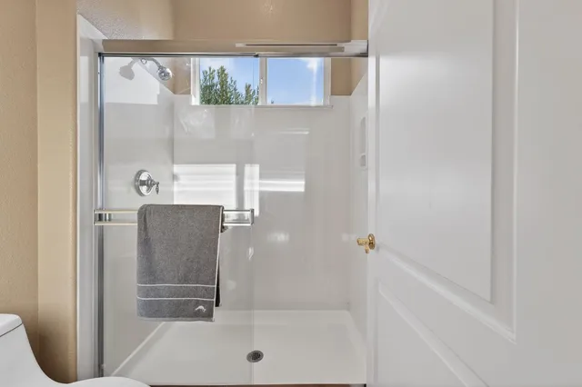 a view of a tennis court