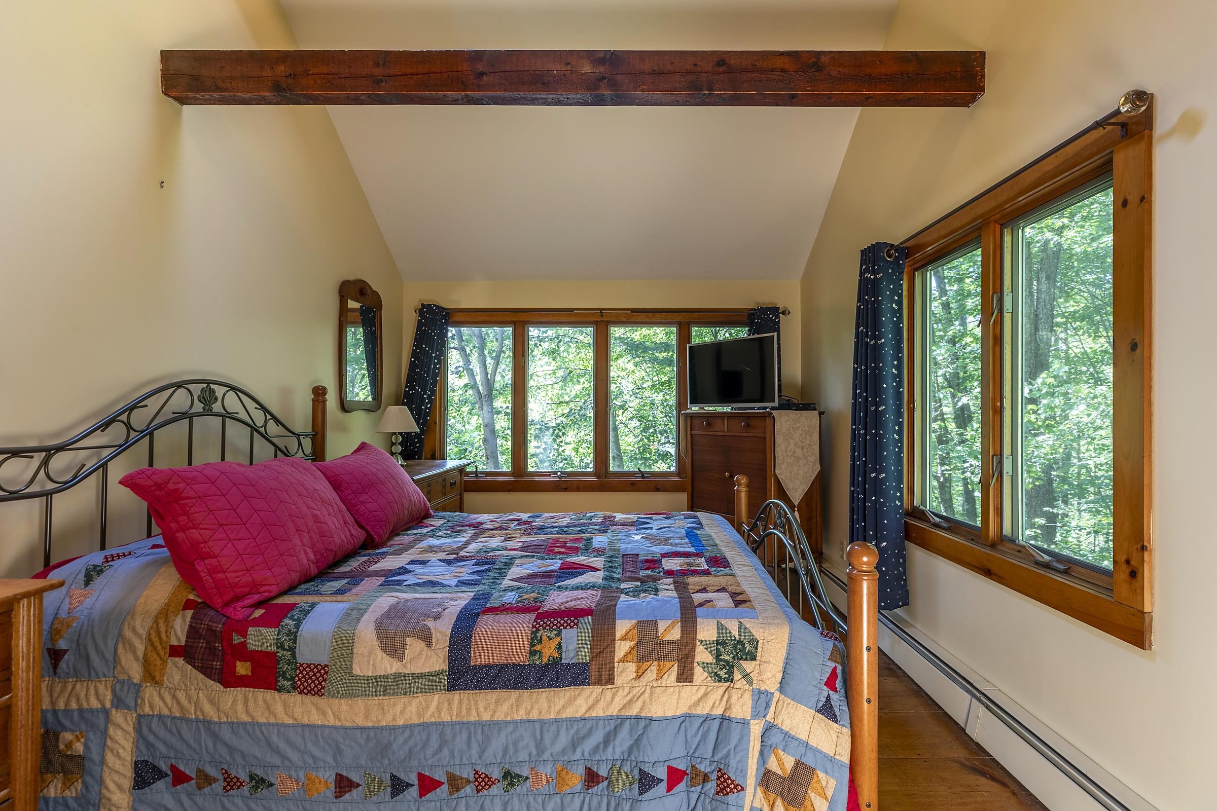 112 Robin Hill Road Townshend, VT 05353 - Photo 11 of 31