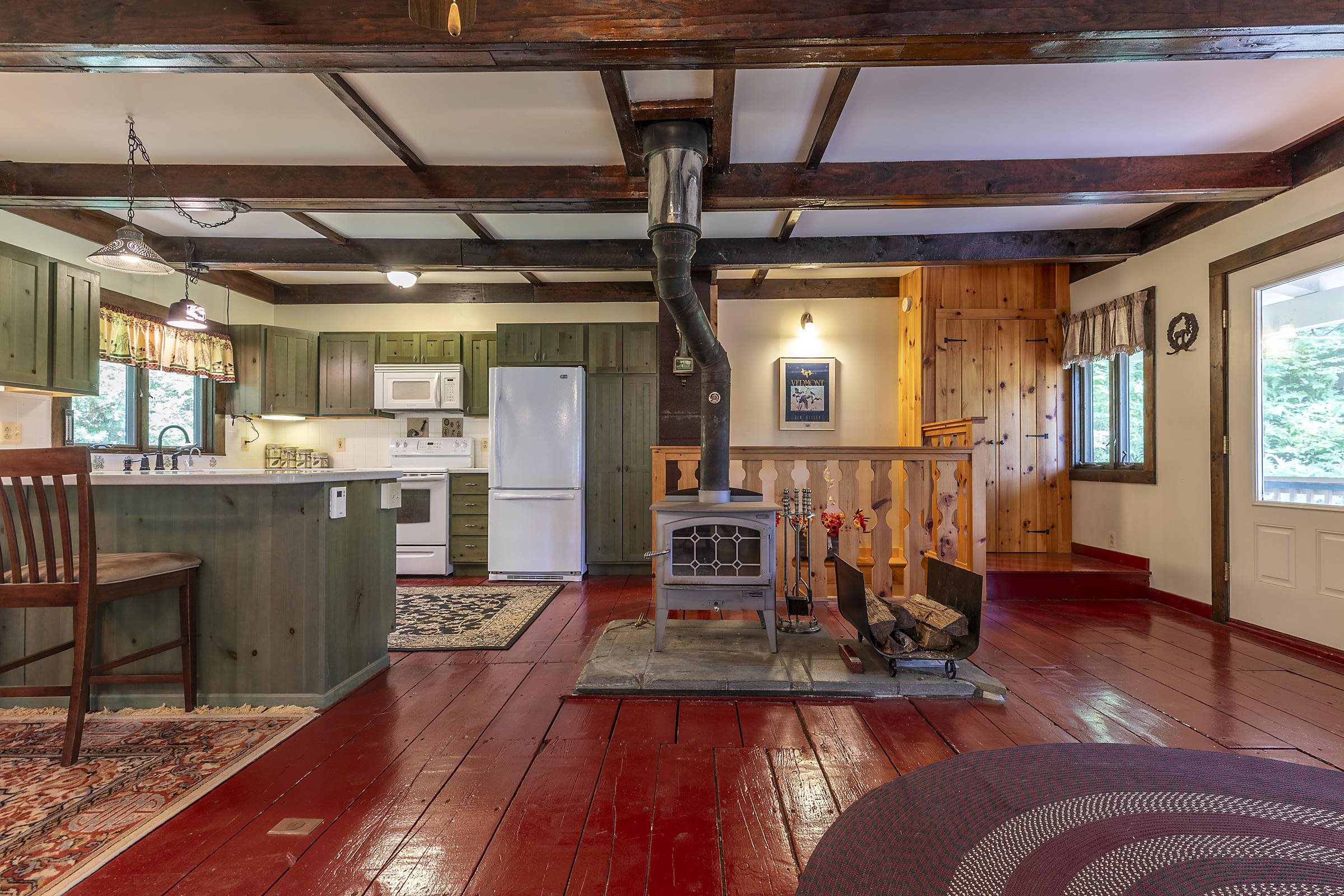 112 Robin Hill Road Townshend, VT 05353 - Photo 6 of 31