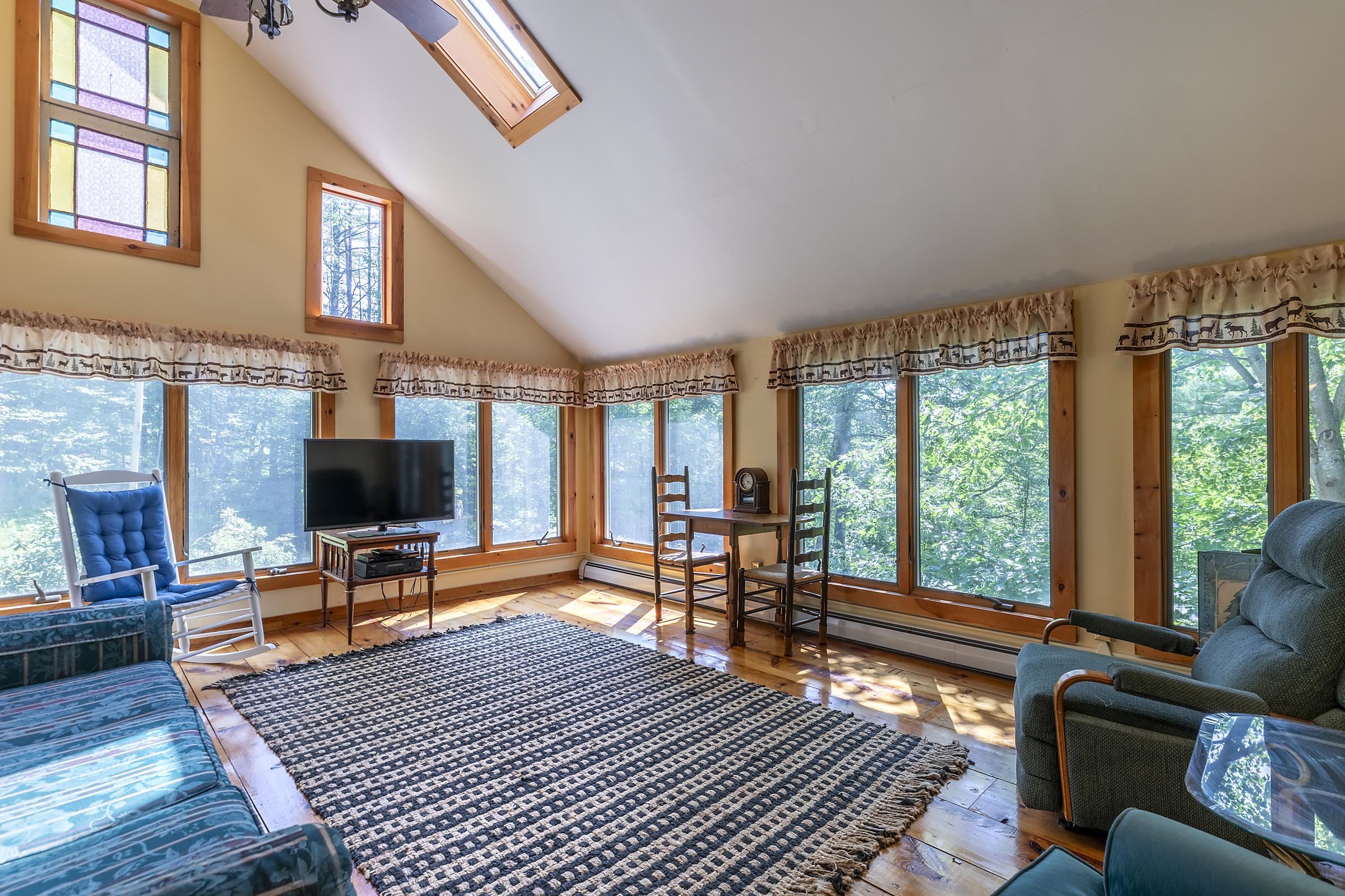 112 Robin Hill Road Townshend, VT 05353 - Photo 7 of 31