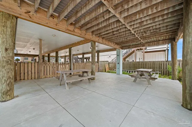 $2,300,000 | 8074 Gulf Boulevard, Navarre Beach, FL 32566