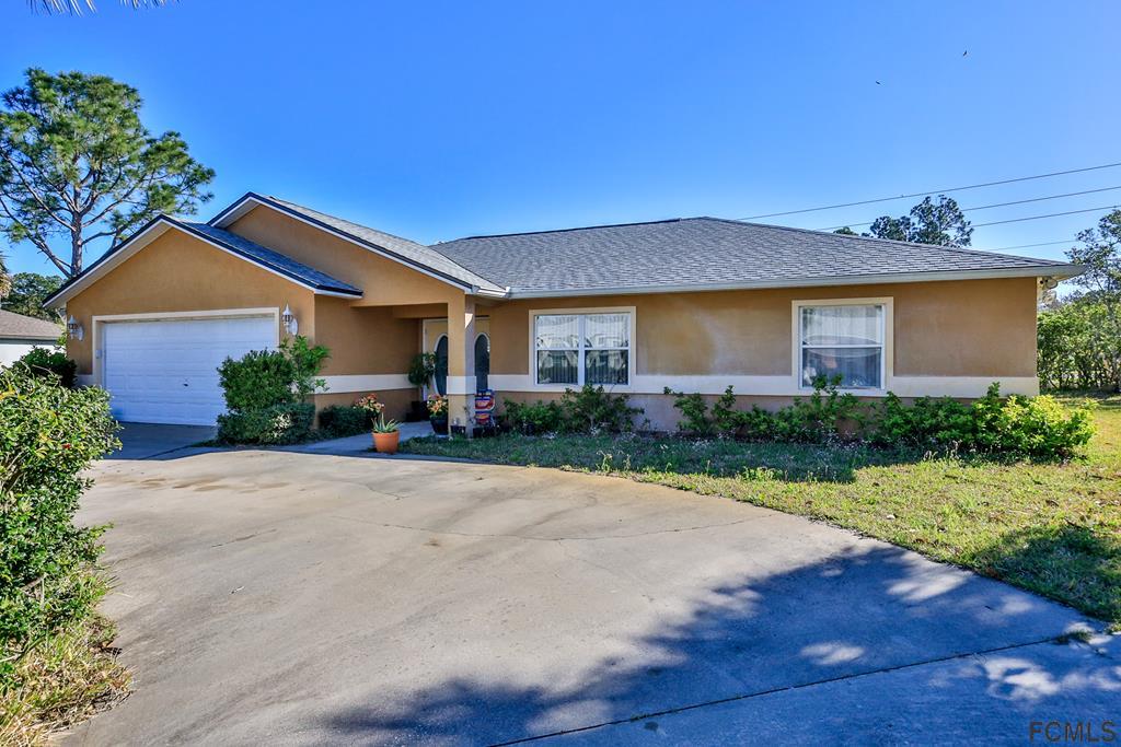 37 Raintree Place Palm Coast, FL 32164 - Photo 1 of 24 Main View