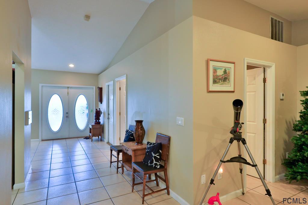 37 Raintree Place Palm Coast, FL 32164 - Photo 14 of 24 entrance
