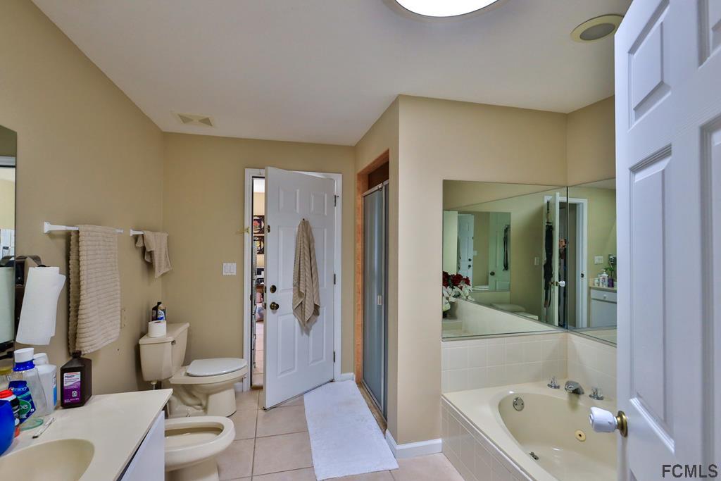 37 Raintree Place Palm Coast, FL 32164 - Photo 8 of 24 master suite
