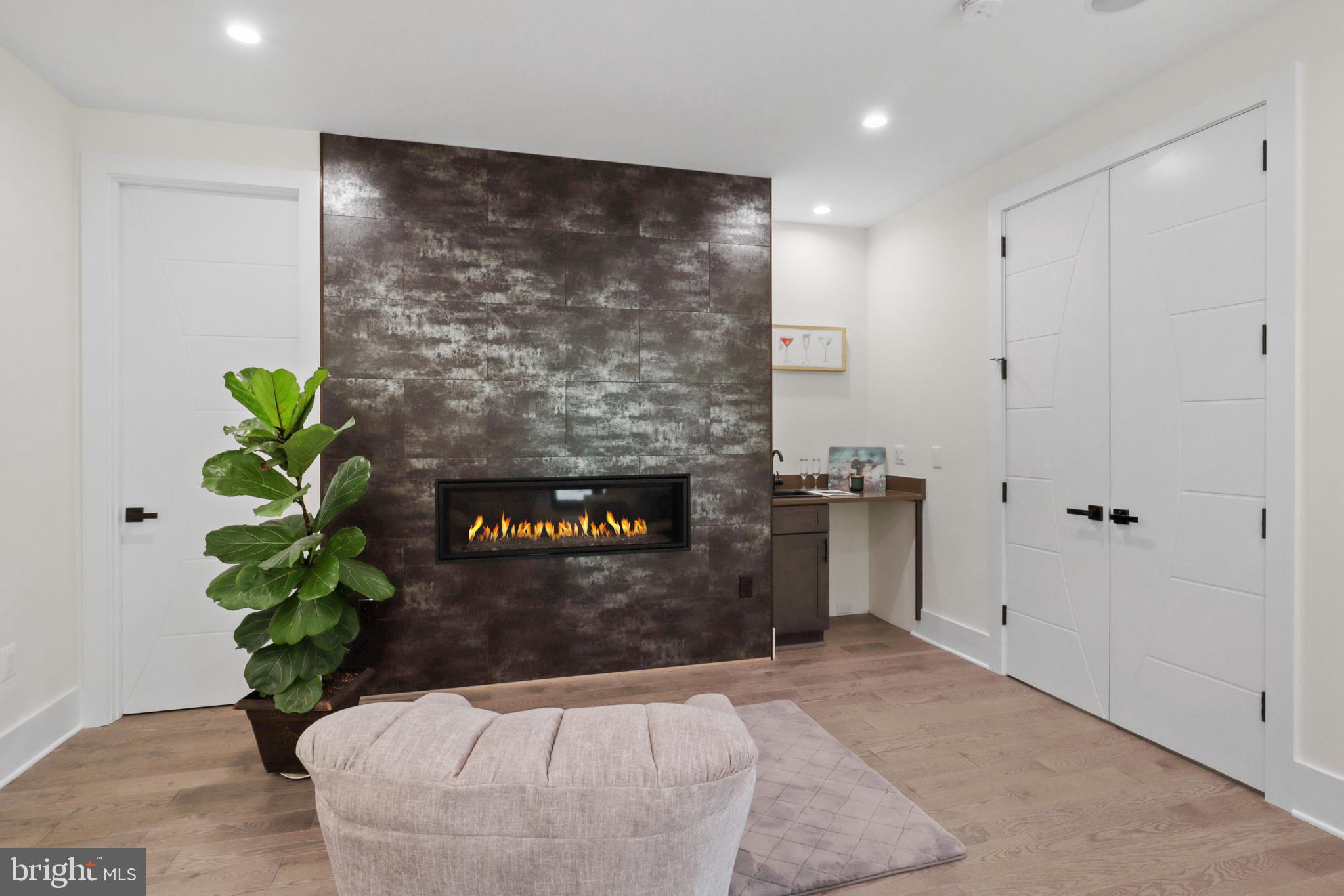 7227 Westerly Lane McLean, VA 22101 - Photo 42 of 76 Equipped with Fire Place and Private Wet Bar