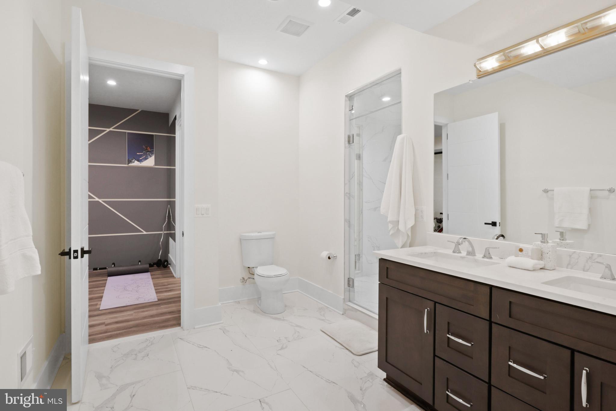 7227 Westerly Lane McLean, VA 22101 - Photo 62 of 76 Full Bath