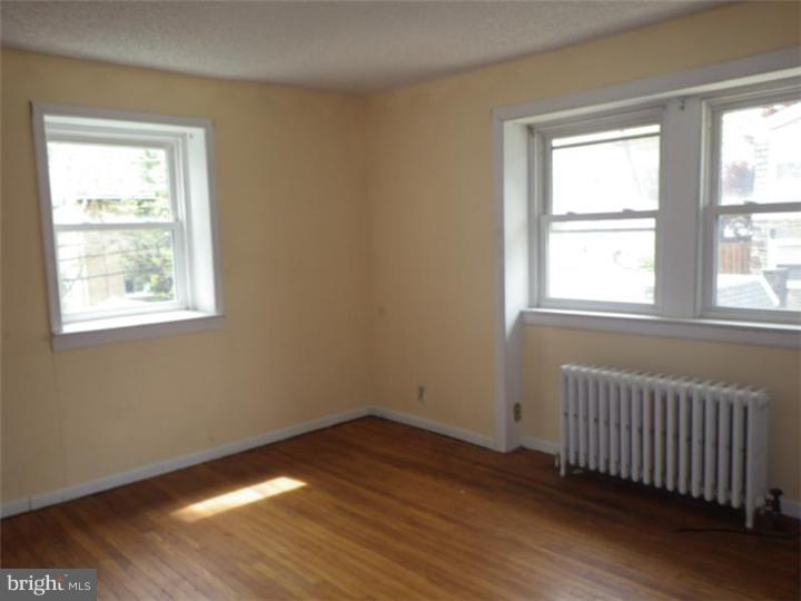 7102 Hilltop Road Upper Darby, PA 19082 - Photo 7 of 18