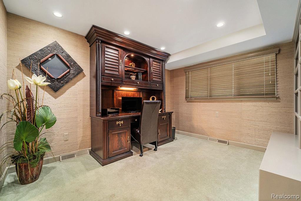 2849 West Wattles Road Troy, MI 48098 - Photo 32 of 42 Gallery Image 32
