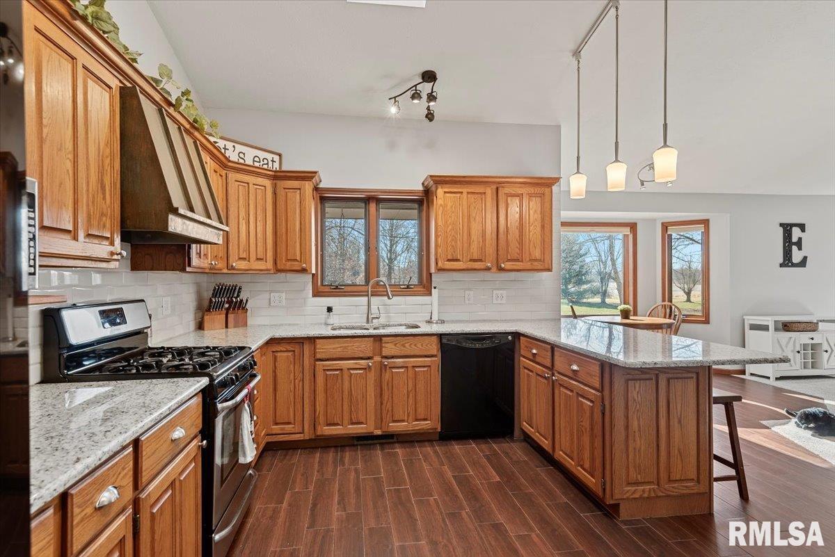 6378 Deer Run Road Rochester, IL 62563 - Photo 12 of 49