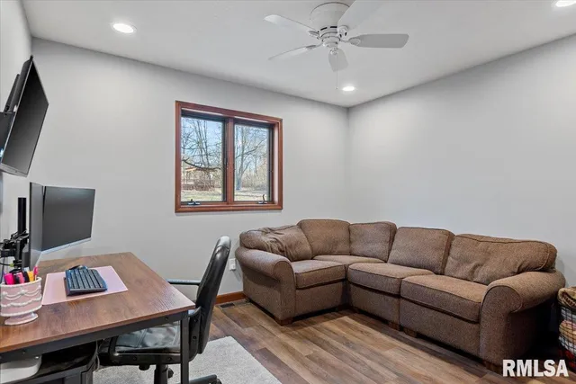 $316,000 | 6378 Deer Run Road, Rochester, IL 62563