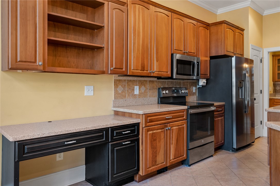 214 South Summit Drive Seneca, SC 29672 - Photo 13 of 44