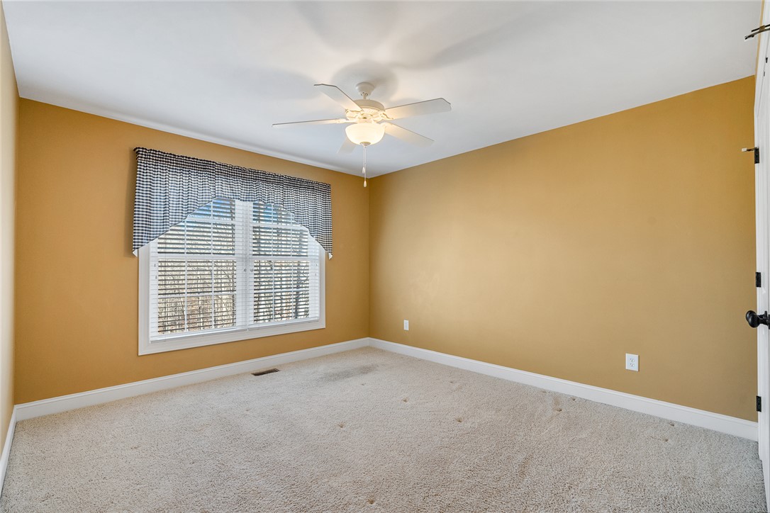 214 South Summit Drive Seneca, SC 29672 - Photo 23 of 44