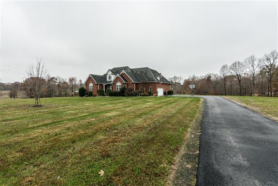 223 Calvert Ridge Road Westmoreland, TN 37186 - Photo 2 of 22