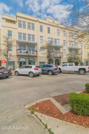 $220,000 | 201 Settlers Trace Boulevard, Unit 3405, Lafayette, LA 70508