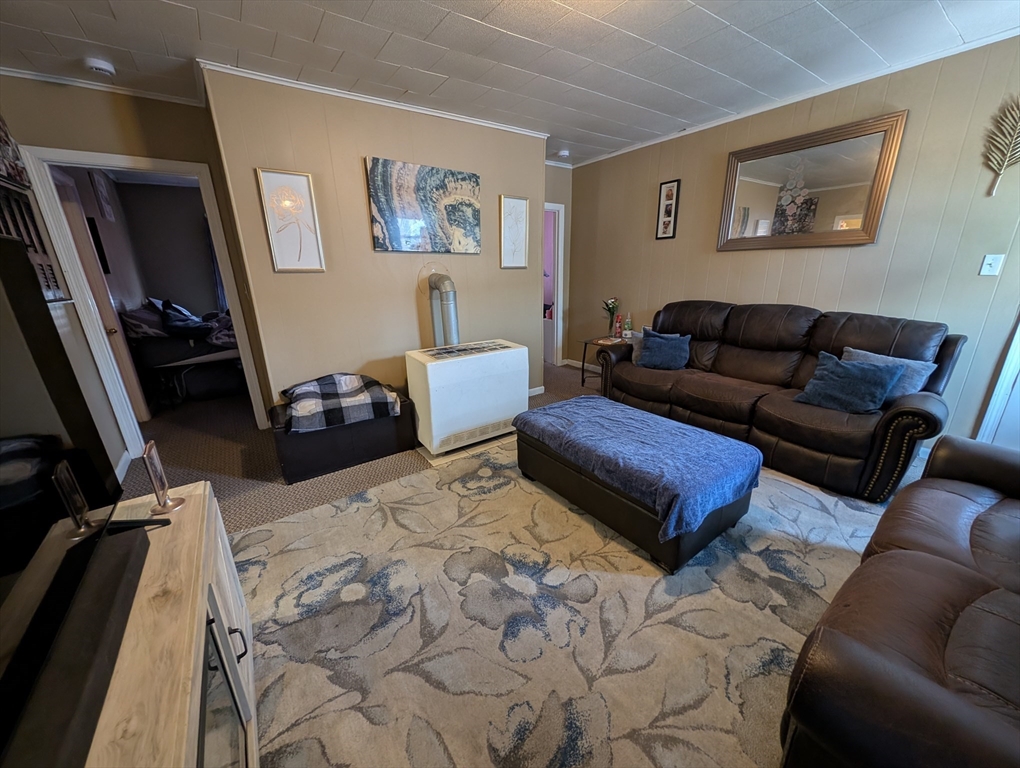 131 Thomas Street Fall River, MA 02723 - Photo 23 of 35