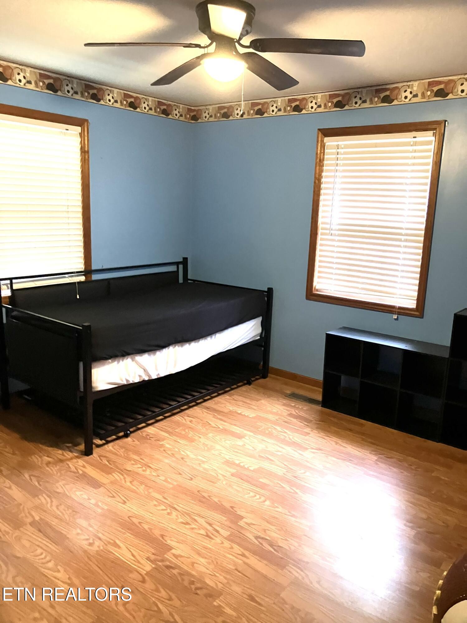 2712 Tinchtown Road Jamestown, TN 38556 - Photo 21 of 34 3rd Bedroom 1