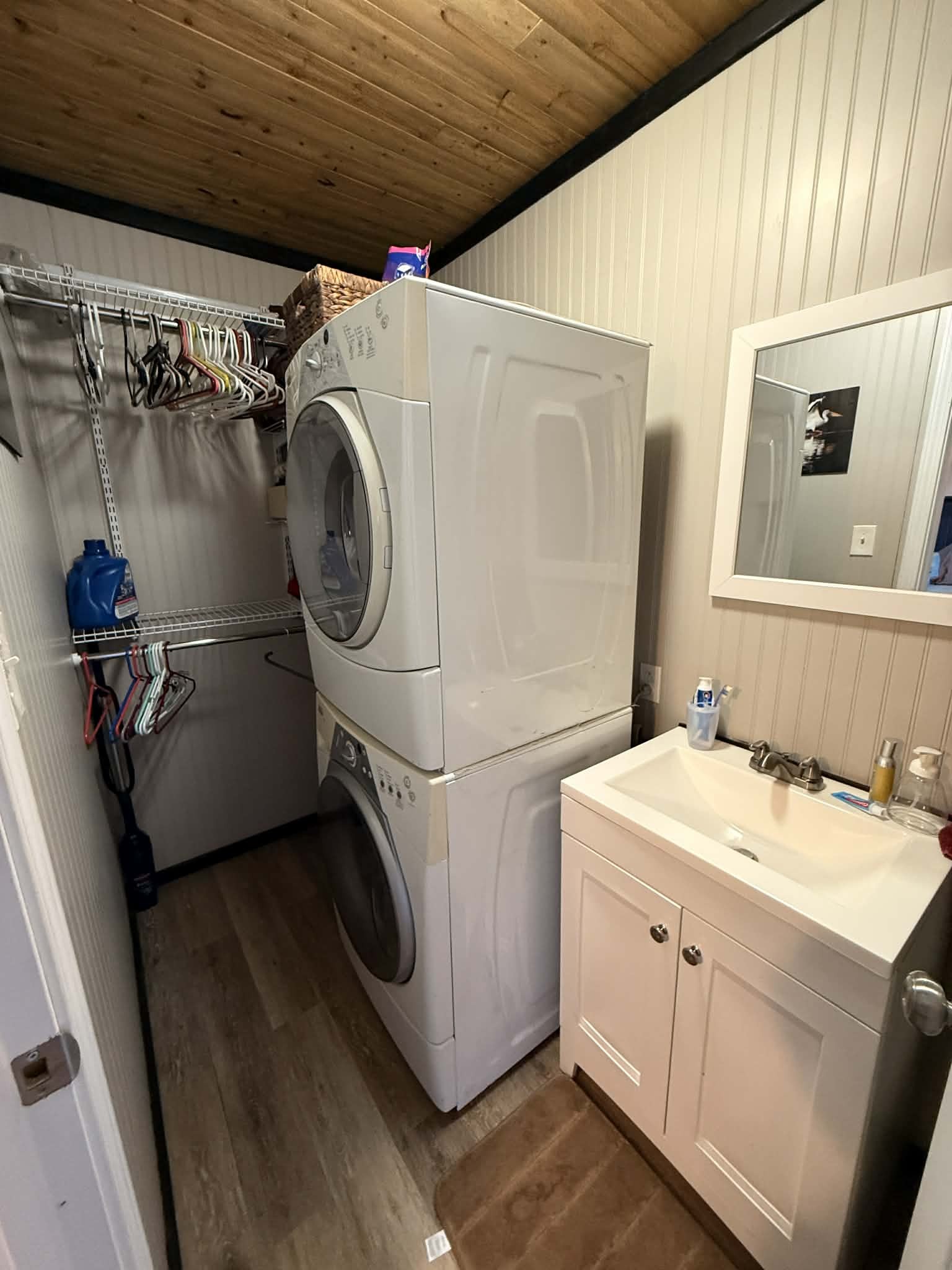 18531 Bream Bluff Athens, AL 35611 - Photo 22 of 41 a utility room with dryer and washer