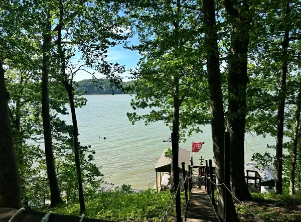 $299,900 | 18531 Bream Bluff, Athens, AL 35611