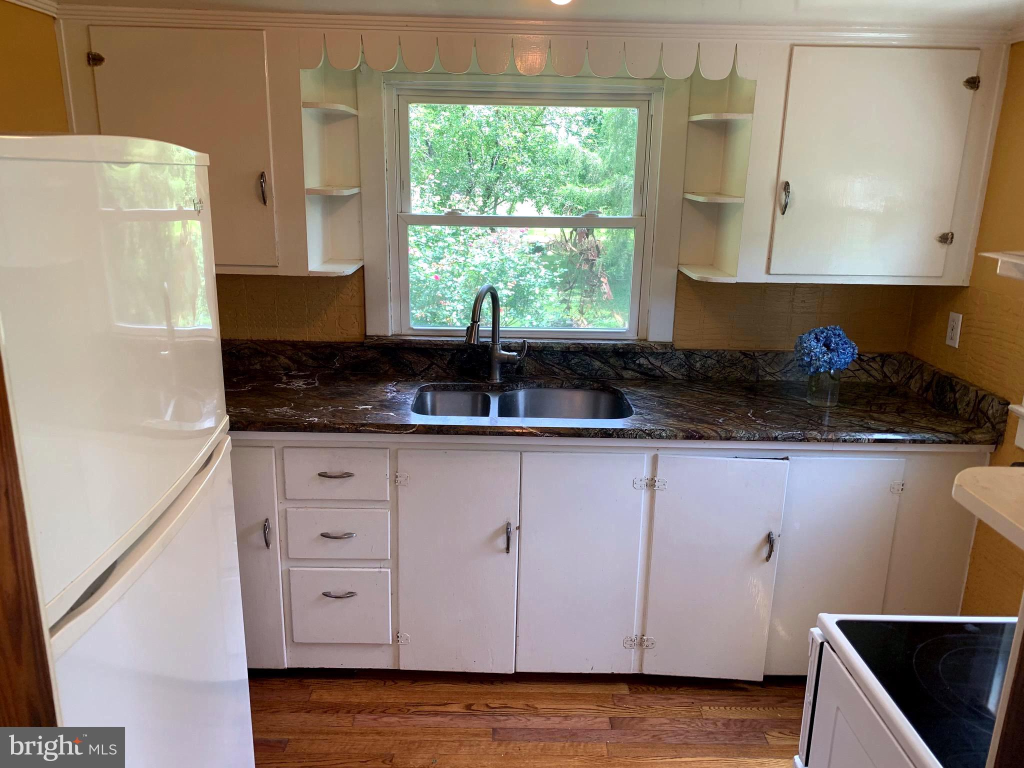 608 Love Point Road Stevensville, MD 21666 - Photo 9 of 34 Gallery Image 9