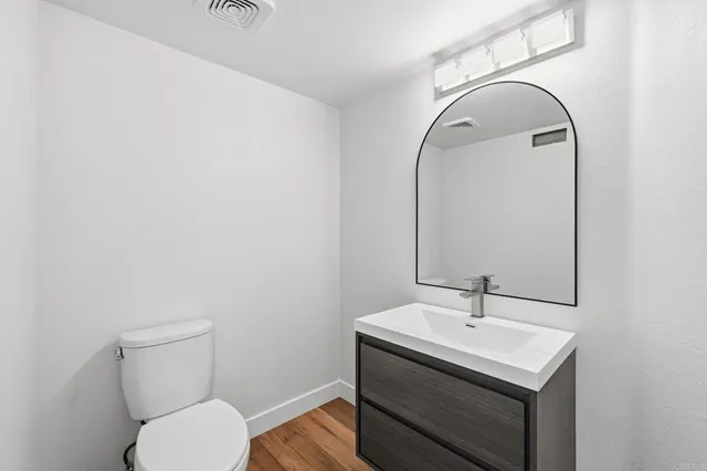 $5,000 | 819 Daphne Court, Carlsbad, CA 92011