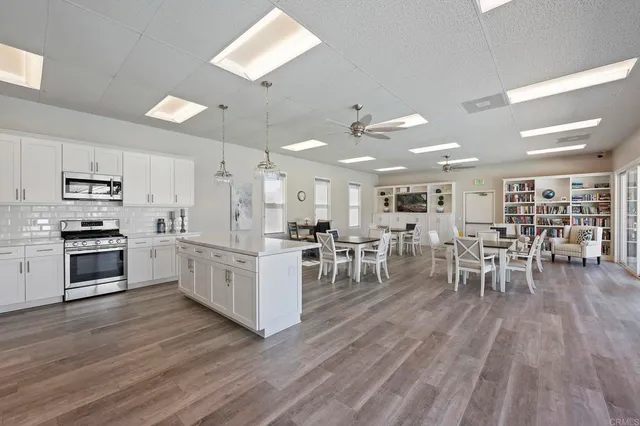 $5,000 | 819 Daphne Court, Carlsbad, CA 92011