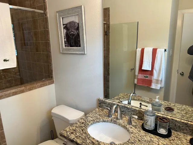 $1,000 | 11610 Main Ash Drive, Unit A, Houston, TX 77025