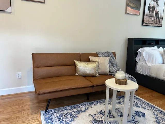 $1,000 | 11610 Main Ash Drive, Unit A, Houston, TX 77025