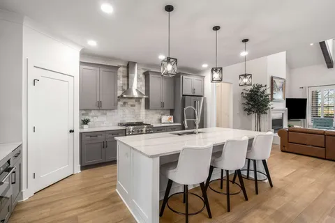 $799,999 | 3954 Keeley Drive, Nashville, TN 37211