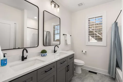 $799,999 | 3954 Keeley Drive, Nashville, TN 37211