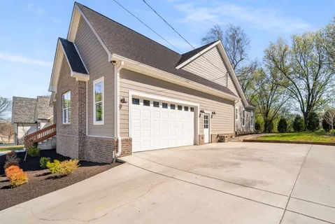 $799,999 | 3954 Keeley Drive, Nashville, TN 37211