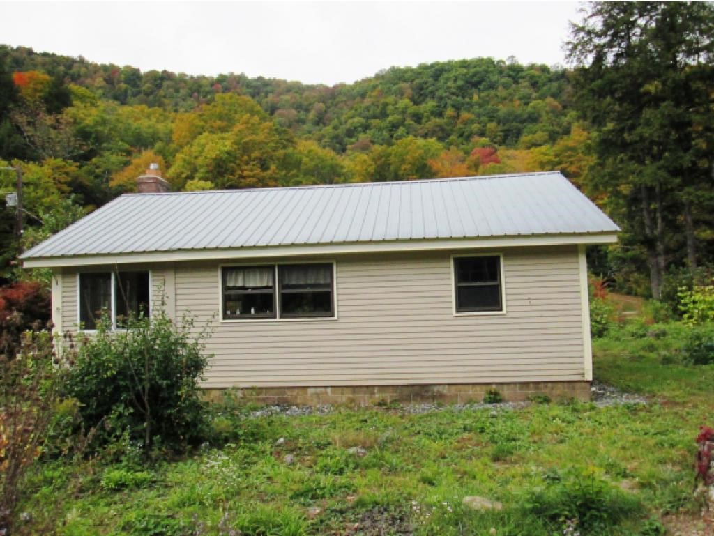 465 Baker Brook Road Newfane, VT 05362 - Photo 4 of 28