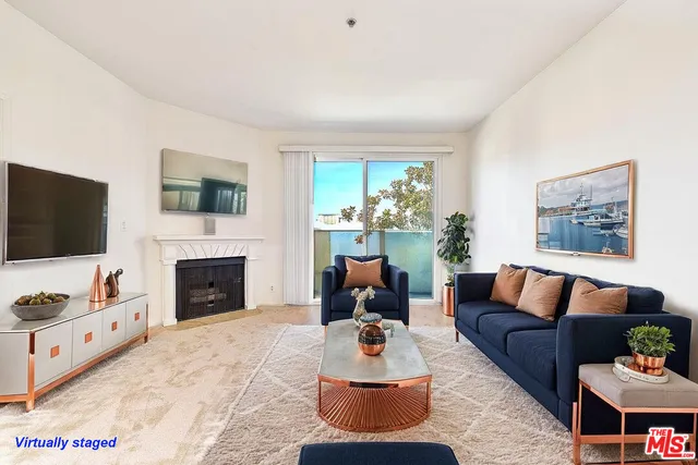 $629,000 | 620 South Gramercy Place, Unit 301, Los Angeles, CA 90010
