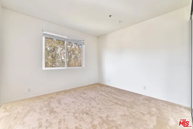 $629,000 | 620 South Gramercy Place, Unit 301, Los Angeles, CA 90010