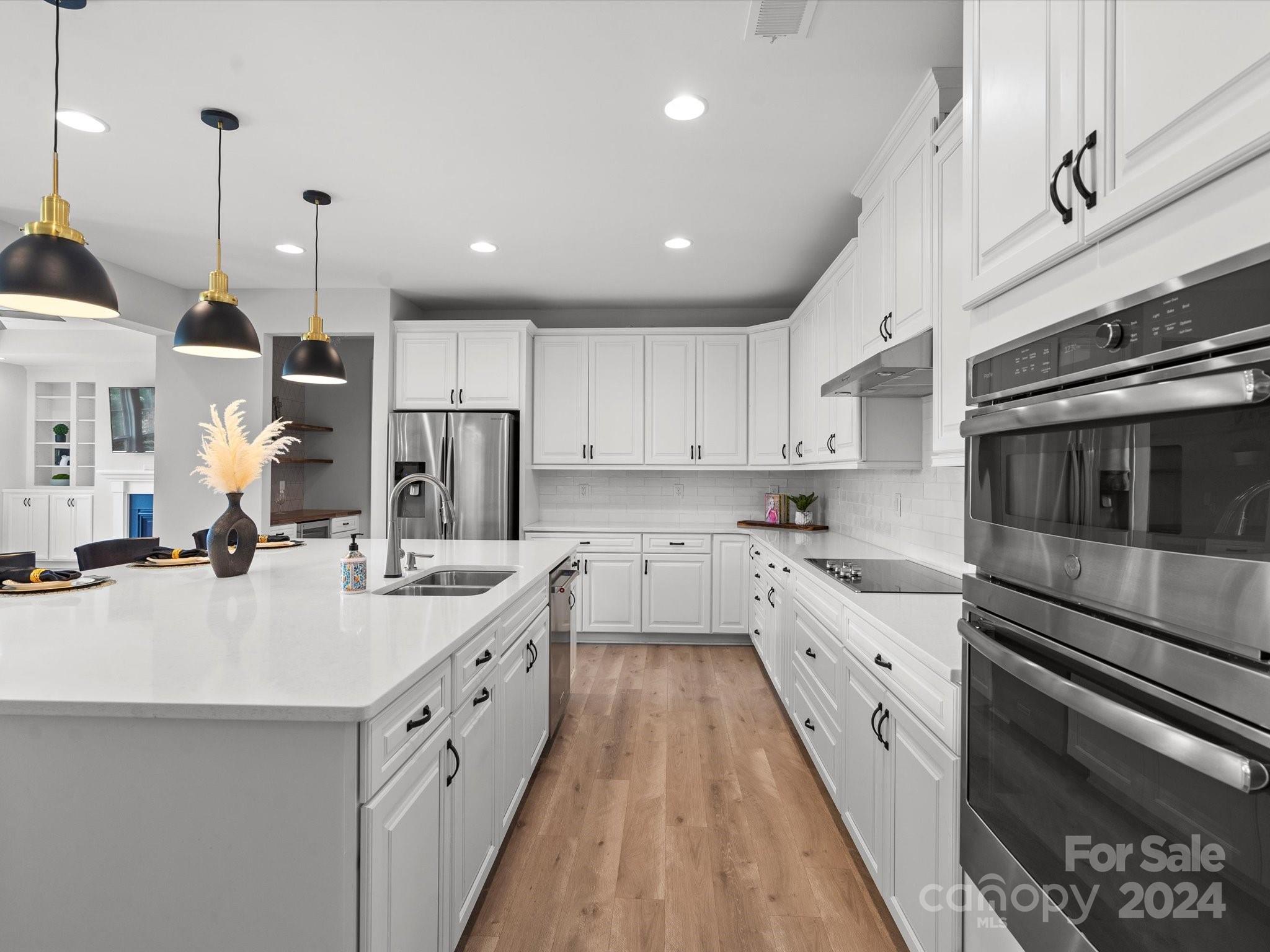 11226 Island Point Road Charlotte, NC 28278 - Photo 13 of 43 Gallery Image 13