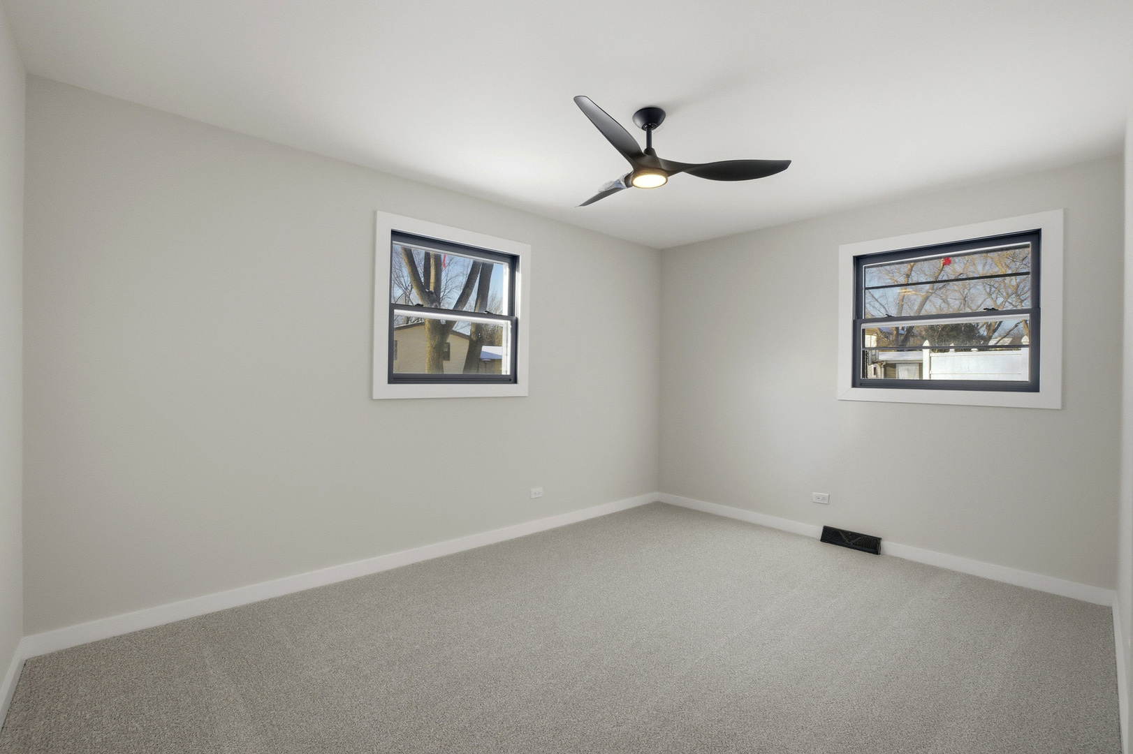 48 Starling Lane Naperville, IL 60565 - Photo 8 of 10