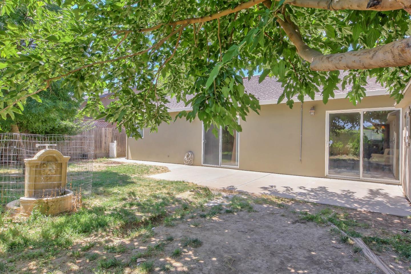 5502 Mesa Road Gilroy, CA 95020 - Photo 23 of 23 a front view of a house with garden