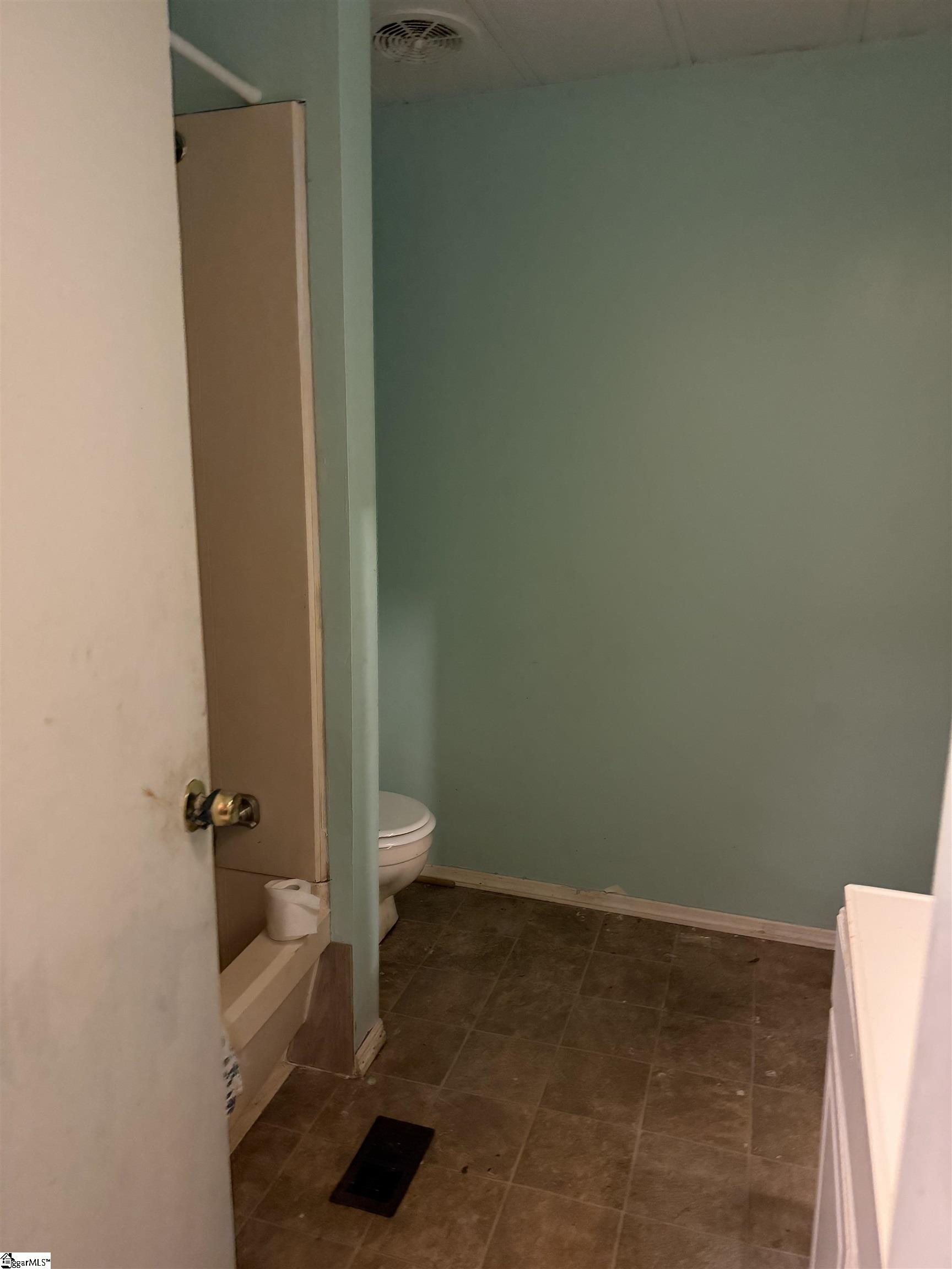127 Davis Street Central, SC 29630 - Photo 8 of 18 Gallery Image 8