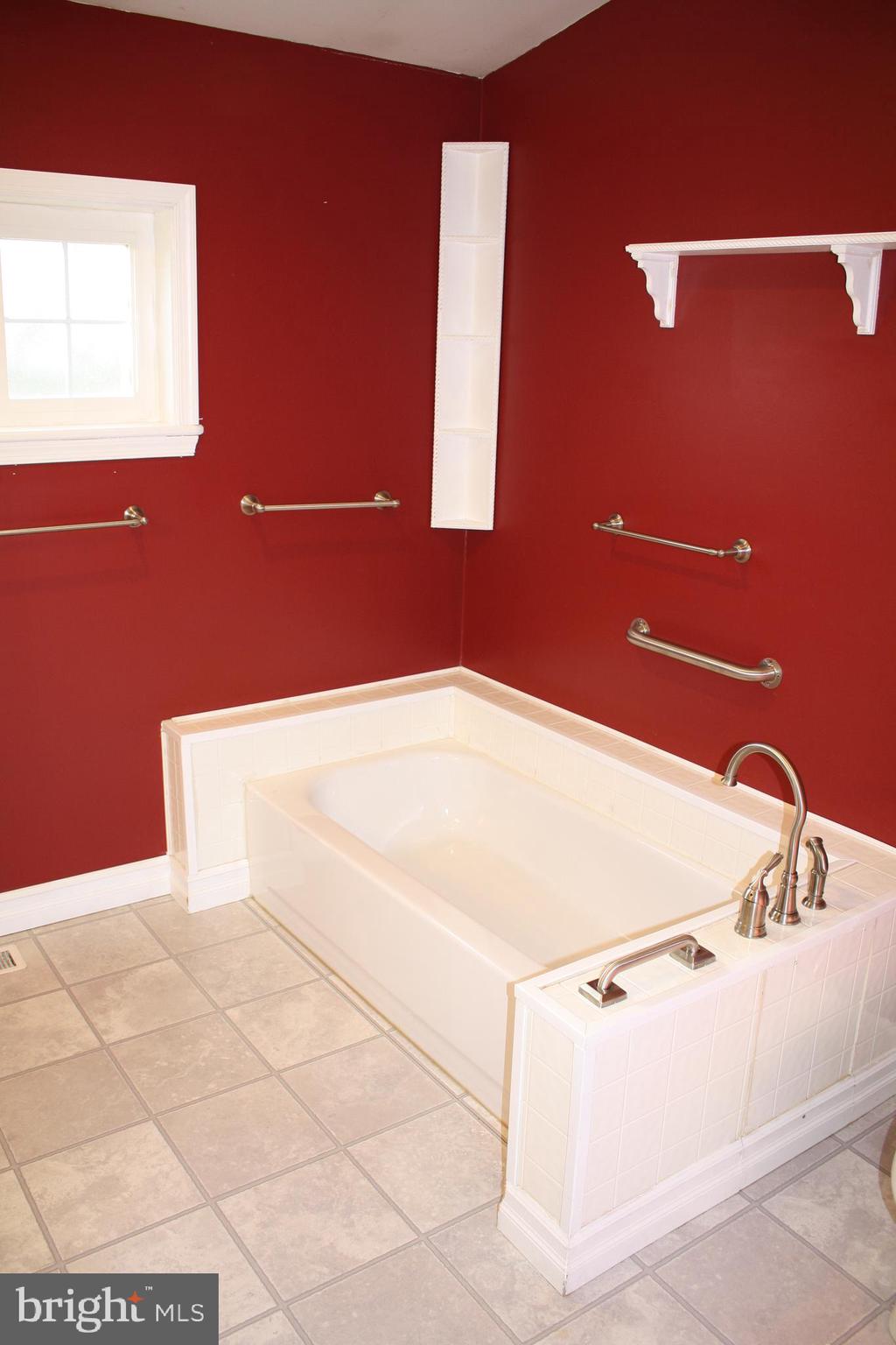 4105 Linglestown Road Harrisburg, PA 17112 - Photo 23 of 35