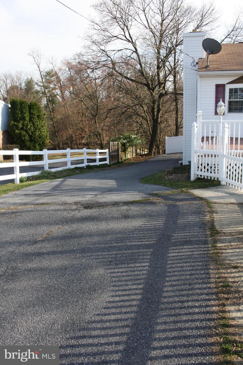 4105 Linglestown Road Harrisburg, PA 17112 - Photo 3 of 35