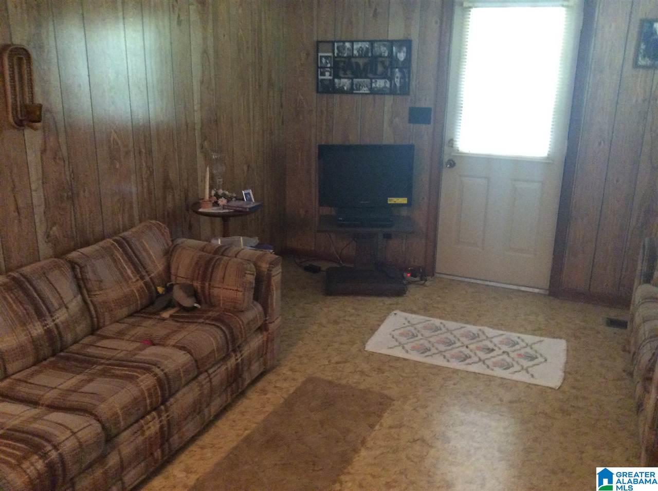 150 Holiday Estates Road Ashville, AL 35953 - Photo 5 of 34