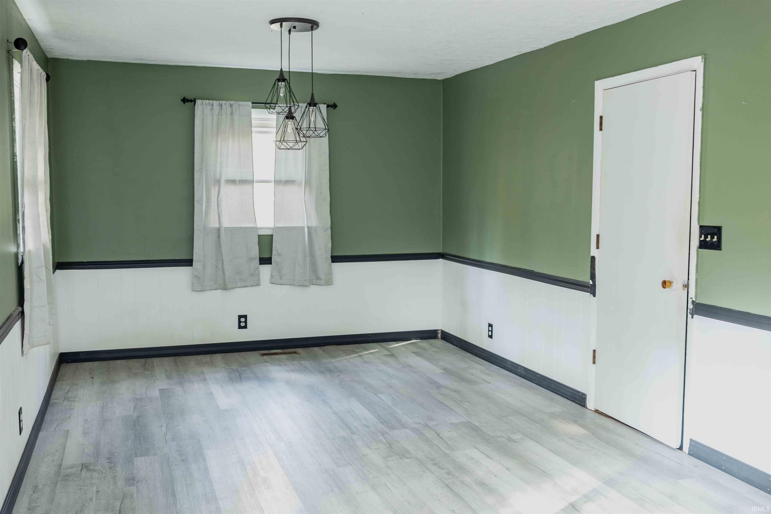 4780 Kings Ridge Road Mitchell, IN 47446 - Photo 4 of 27