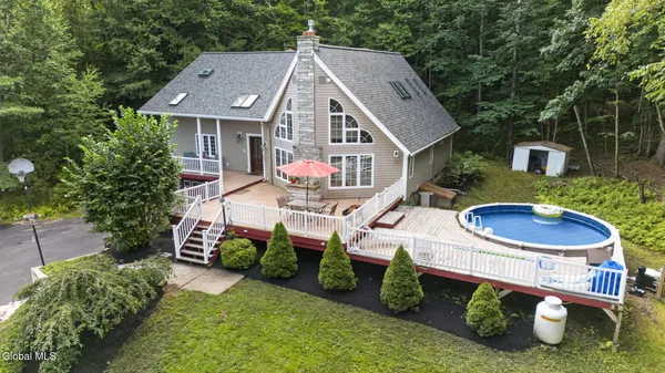 $519,900 | 1137 Blue Factory Hill Road, Grafton, NY 12052
