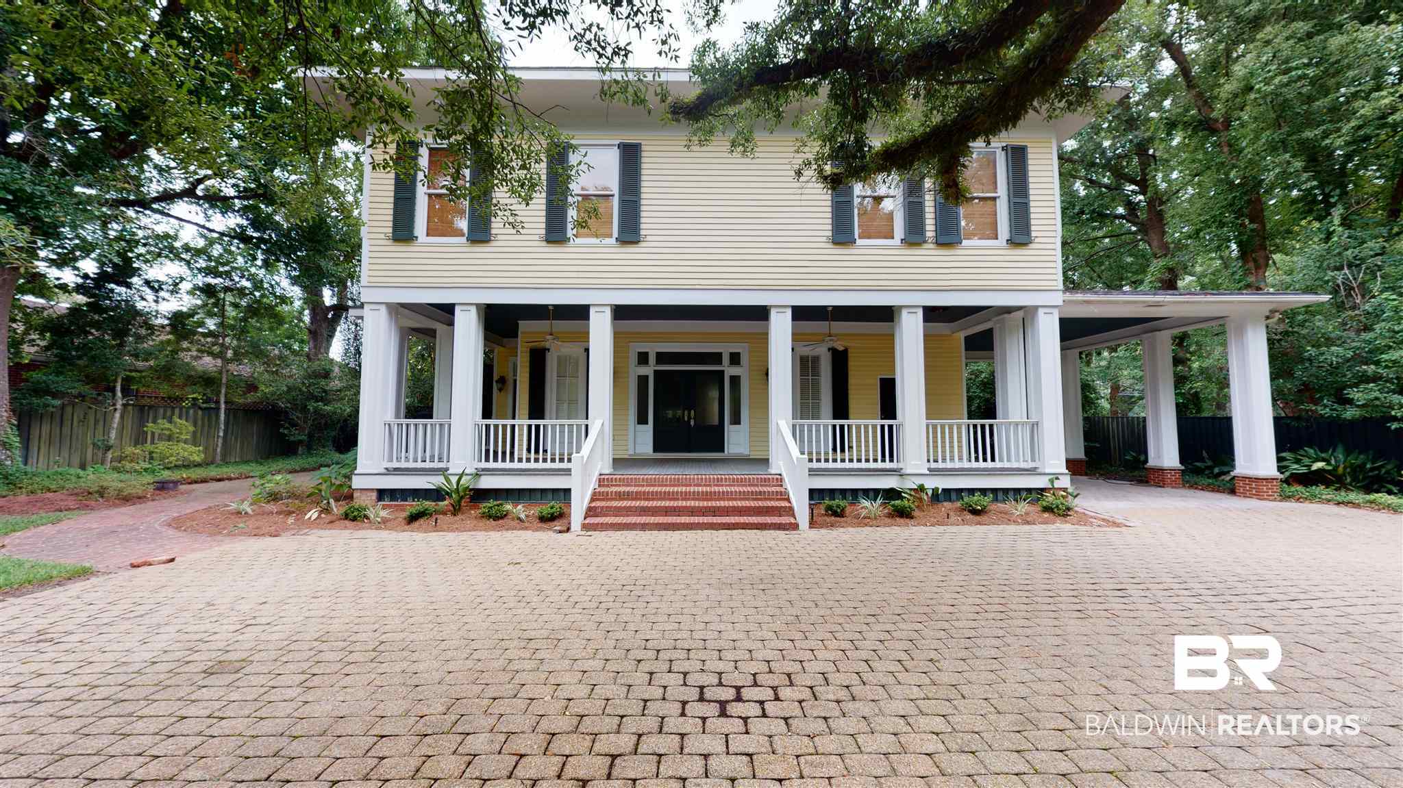 1955 Spring Hill Avenue Mobile, AL 36607 - Photo 3 of 43
