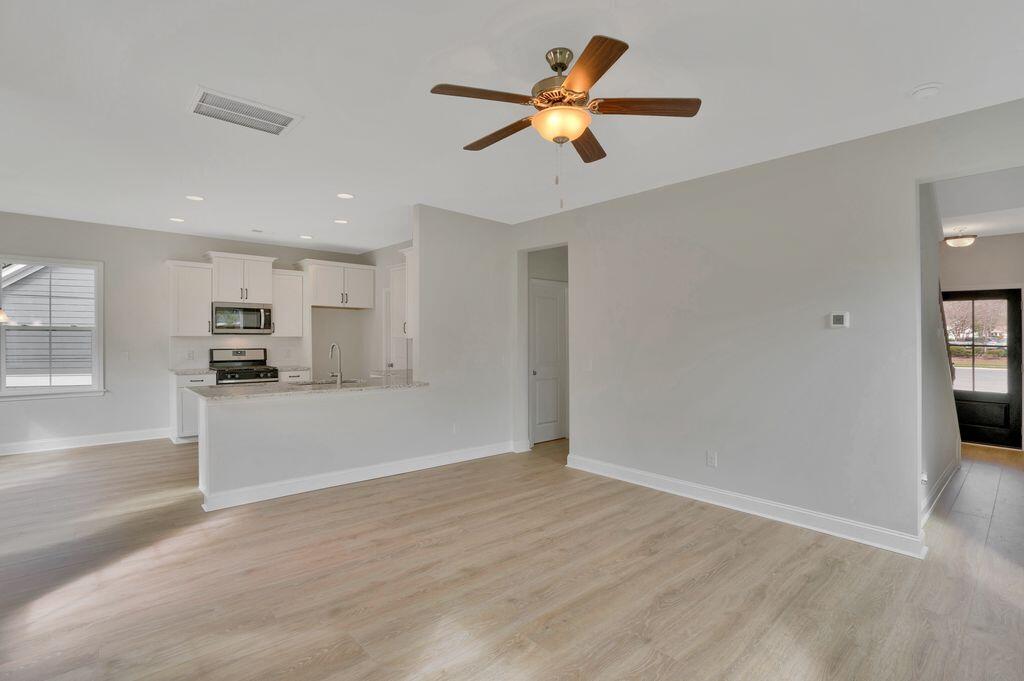8703 Revival Road North Charleston, SC 29420 - Photo 4 of 18 ol5dPlOy