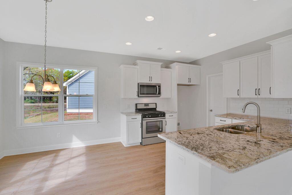 8703 Revival Road North Charleston, SC 29420 - Photo 5 of 18 NoZ1cET1