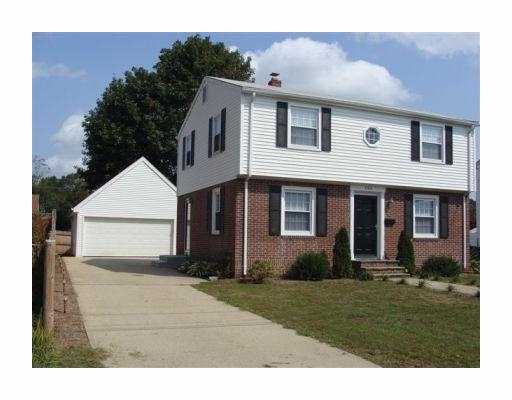 265 Chapmans Avenue Warwick, RI 02886 - Photo 1 of 12 Exterior Front.