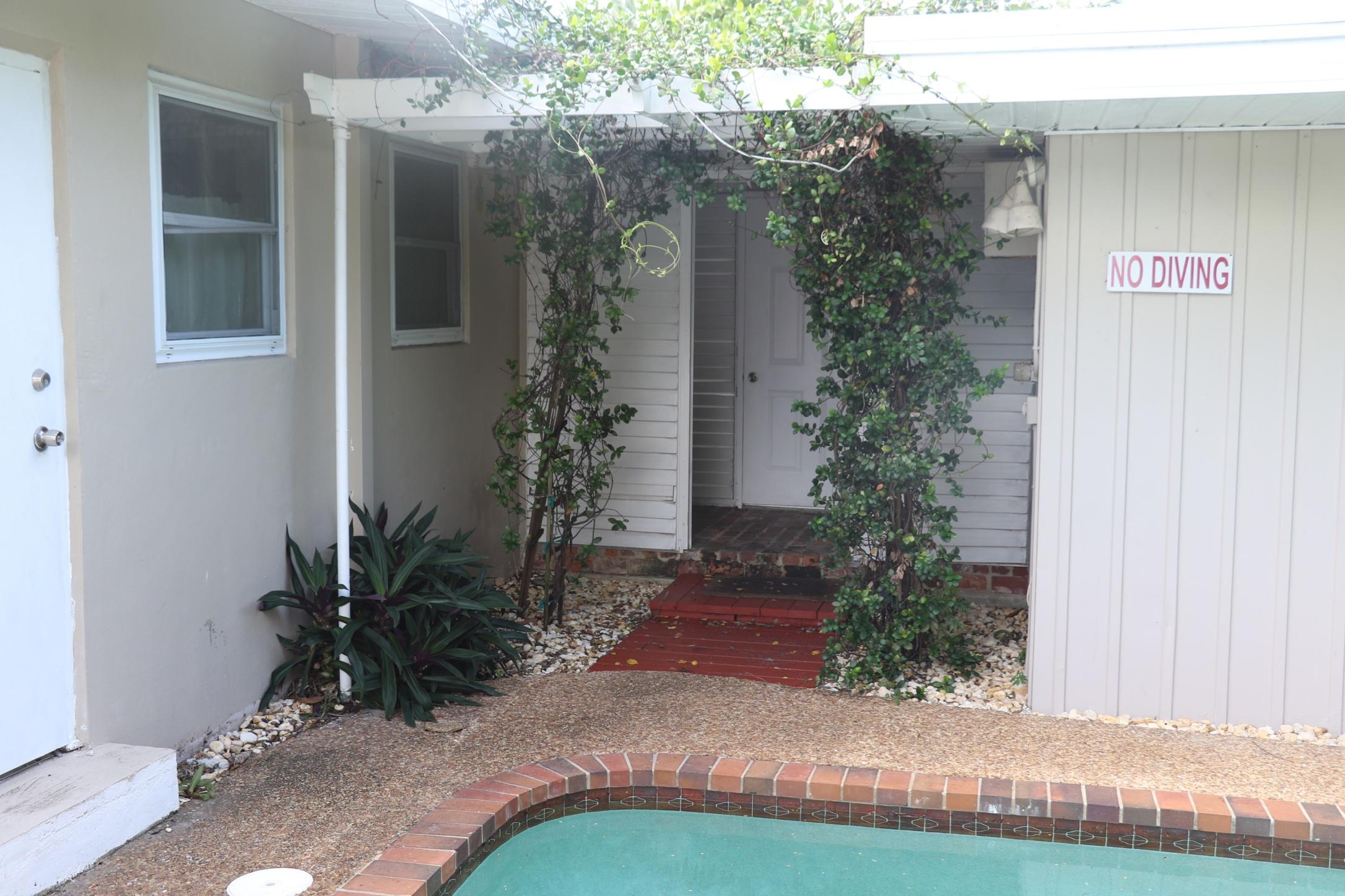 460 Northeast 36th Street Boca Raton, FL 33431 - Photo 8 of 31 IMG_5924